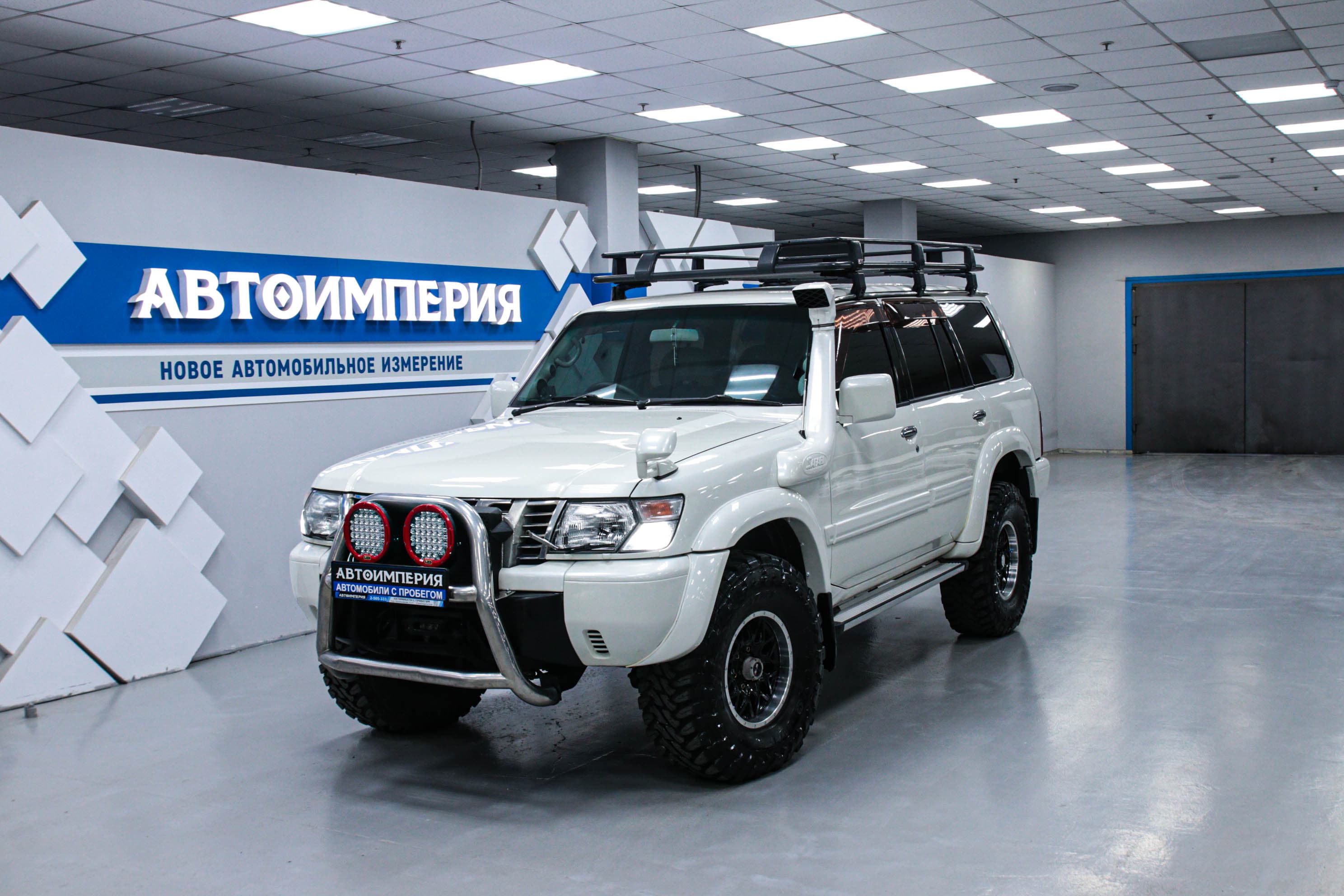 Nissan Safari 0